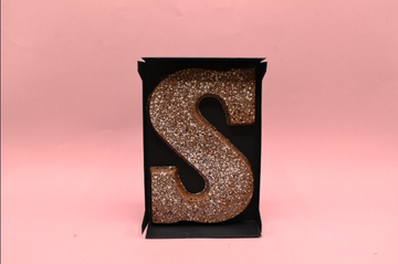 Pinda chocolade Sint letter S